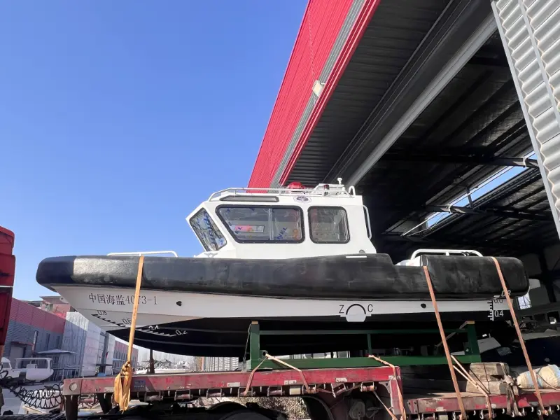 लावाडा® यॉट ने 7.8 मीटर एल्युमीनियम कानून प्रवर्तन गश्ती नाव सफलतापूर्वक वितरित की